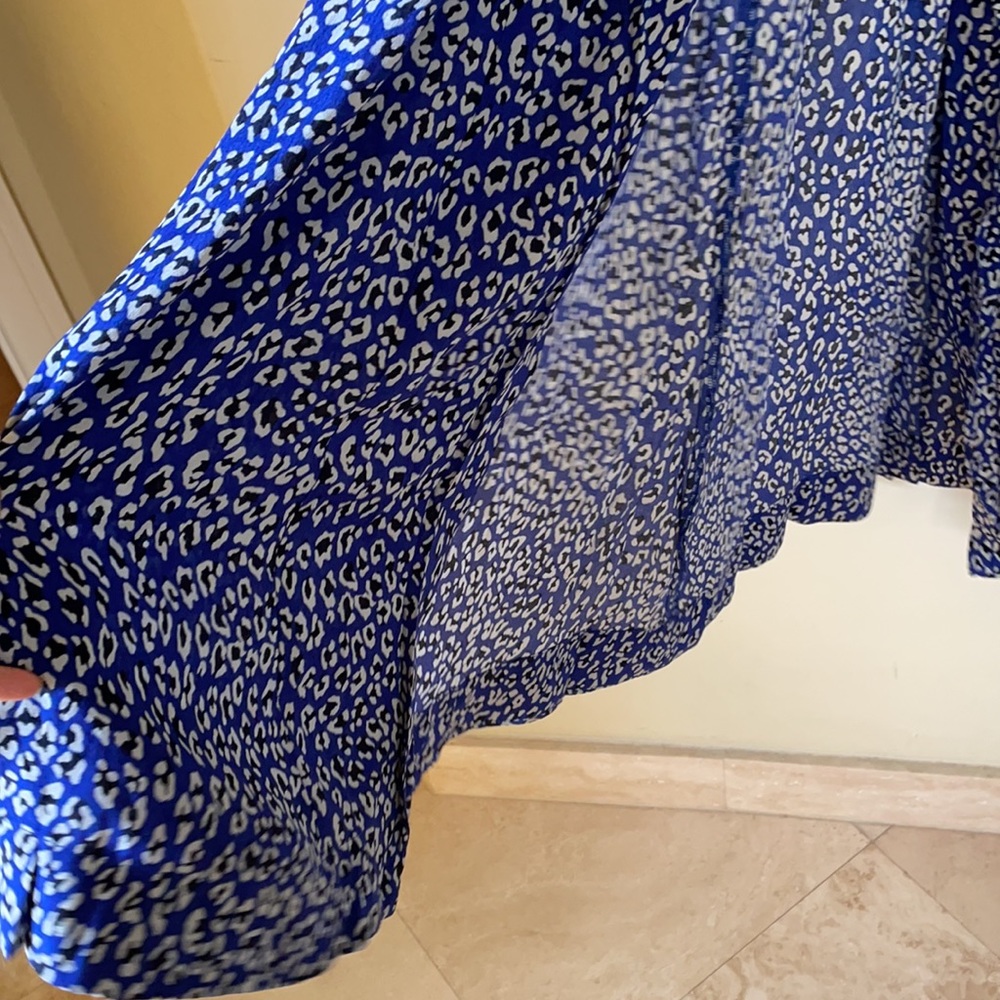 GORGEOUS JESS WRAP MAXI DRESS IN MIDNIGHT COMBO - Picture 4 of 10